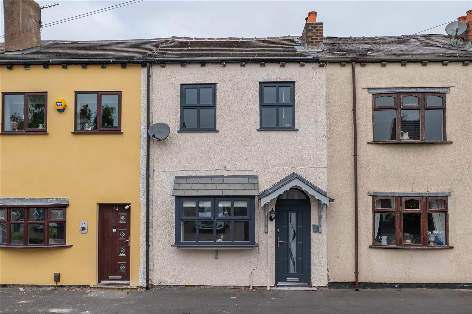 3 bed property in Hill Lane, Bolton